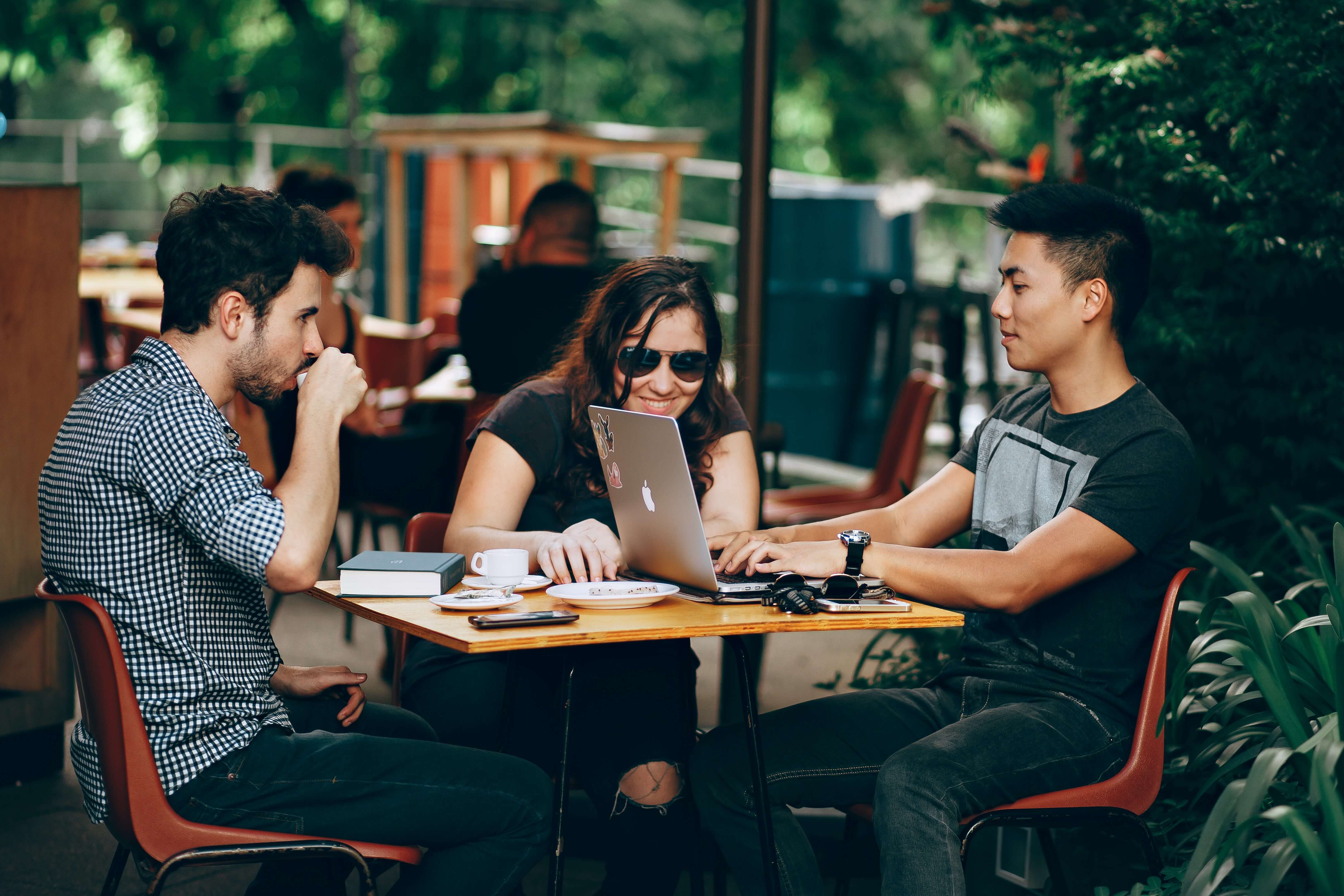 employee benefit guides people working in a coffee shop