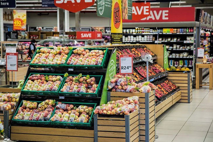 retail marketing strategies - price