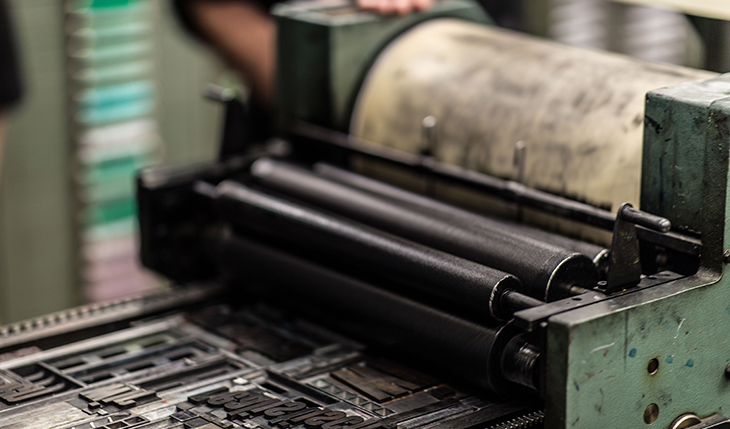 image of an old printer- how to run an online magazine in 2020